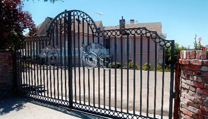 Gate outside the Inn
